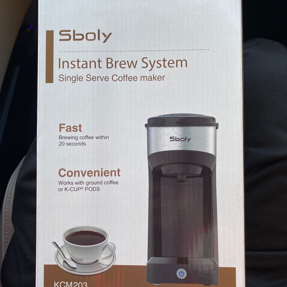 Single serve coffee maker